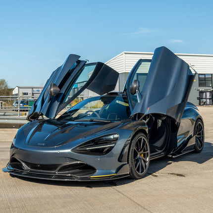 McLaren 720S Ultimate Kit carbon fiber