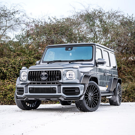 Mercedes-Benz W463 G63 full carbon fibre wide arch kit front