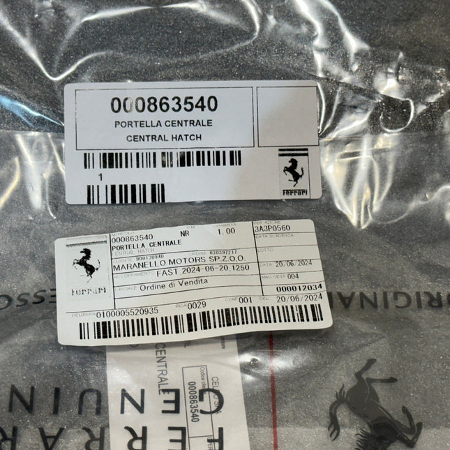 Ferrari F8 Tributo / Spider Central Hatch Rear Diffuser, OEM, Part Number: 863540