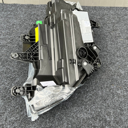 Ferrari 812 Superfast GTS Right Headlight AFS, OEM, Part Number: 336570