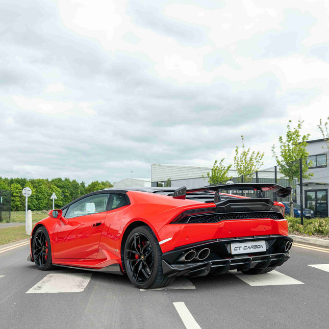 Lamborghini Huracan carbon front splitter