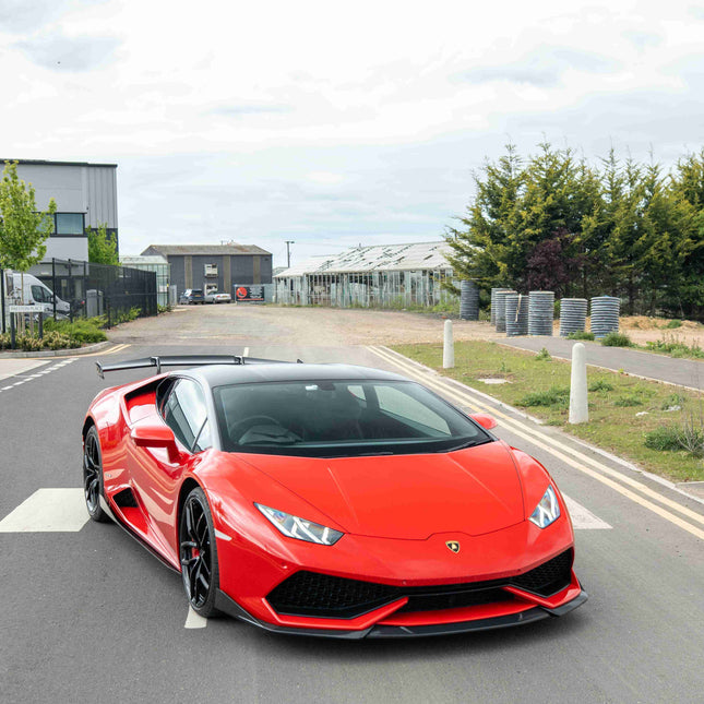 Lamborghini Huracan carbon full kit fitted