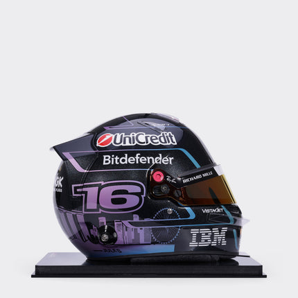 Ferrari Charles Leclerc Singapore 2026 Special Edition Helmet, 1:1 Scale (LO0R3047EXT0001f170), image 4