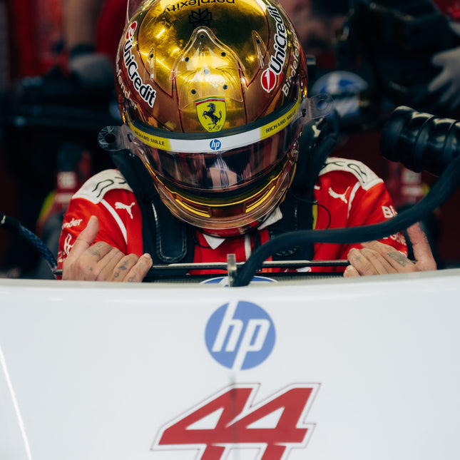 Ferrari Lewis Hamilton Singapore 2026 Special Edition Helmet, 1:1 Scale (LS0OT3065EXT0001f170), image 5