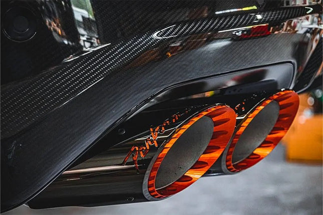 Capristo Urus Performante exhaust tips