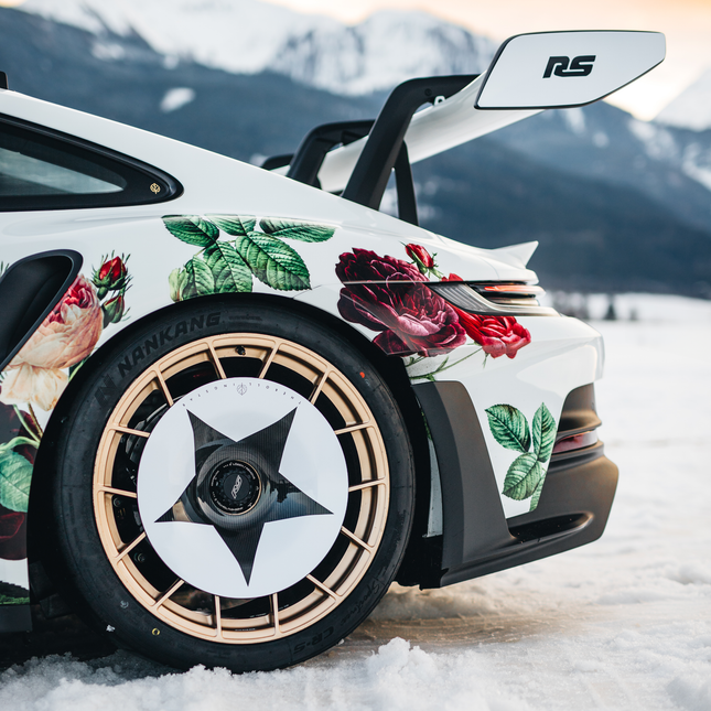 Gold Leaf Rolling Star aero discs Nika Zupanc design