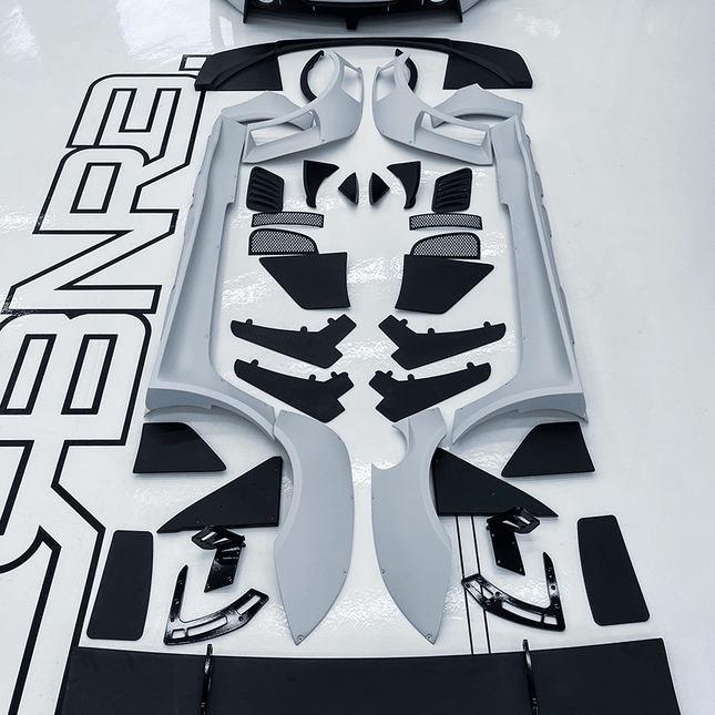 Carbonerre Carbon Fiber Body Kit for Mercedes-AMG GT / GT S / GT C / GT R, image 1