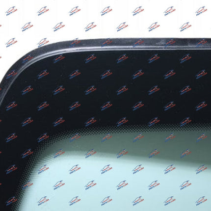 Ferrari 458 Italia Coupe Windshield, Aftermarket 1-to-1, Part Number: 81362600