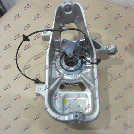 Ferrari 458 Italia Spider Front Left Wheel Hub, OEM, Part Number: 248844