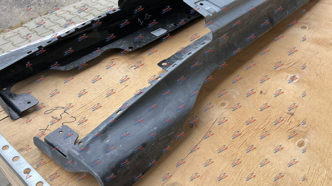 Ferrari 812 Competizione Side Skirt, Left + Right, Carbon Fiber, Glossy, OEM, Part Number: 985798405, view 7