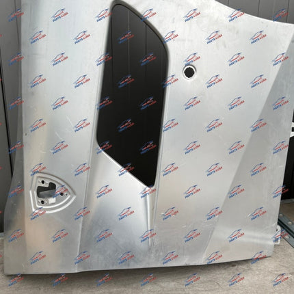 Ferrari GTC4 Lusso Front Fender, Left + Right, OEM, Part Number: 86520111