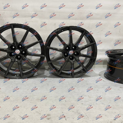 Ferrari SF90 Stradale Carbon Fiber Wheels Set, OEM, Part Number 764246 764245