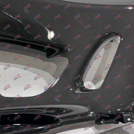 Ferrari Monza SP1 & SP2 Center Tunnel Lateral Carbon Fiber Interior, OEM, Part Number: 035285