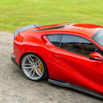 Ferrari 812 Superfast & GTS Carbon Fibre Side Skirt Extension CT5221