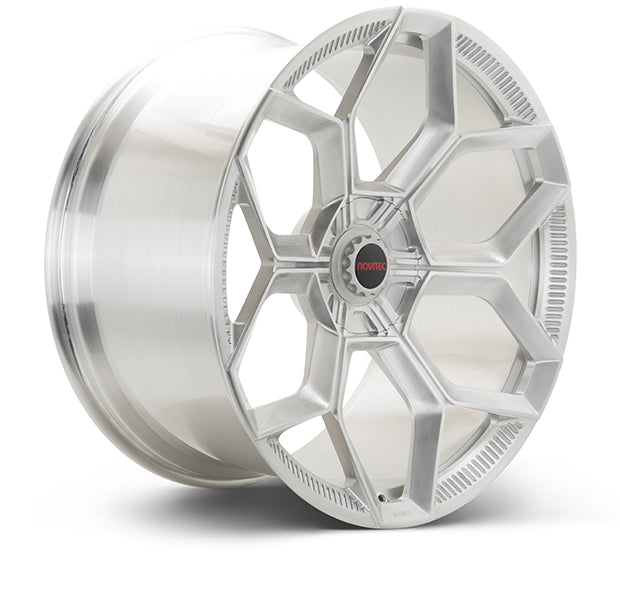 Novitec L4 333 25 Wheels And Tyres Set NL5, Transparent Color, Brushed for Lamborghini Urus S 2022 (L4 333 25), view 3